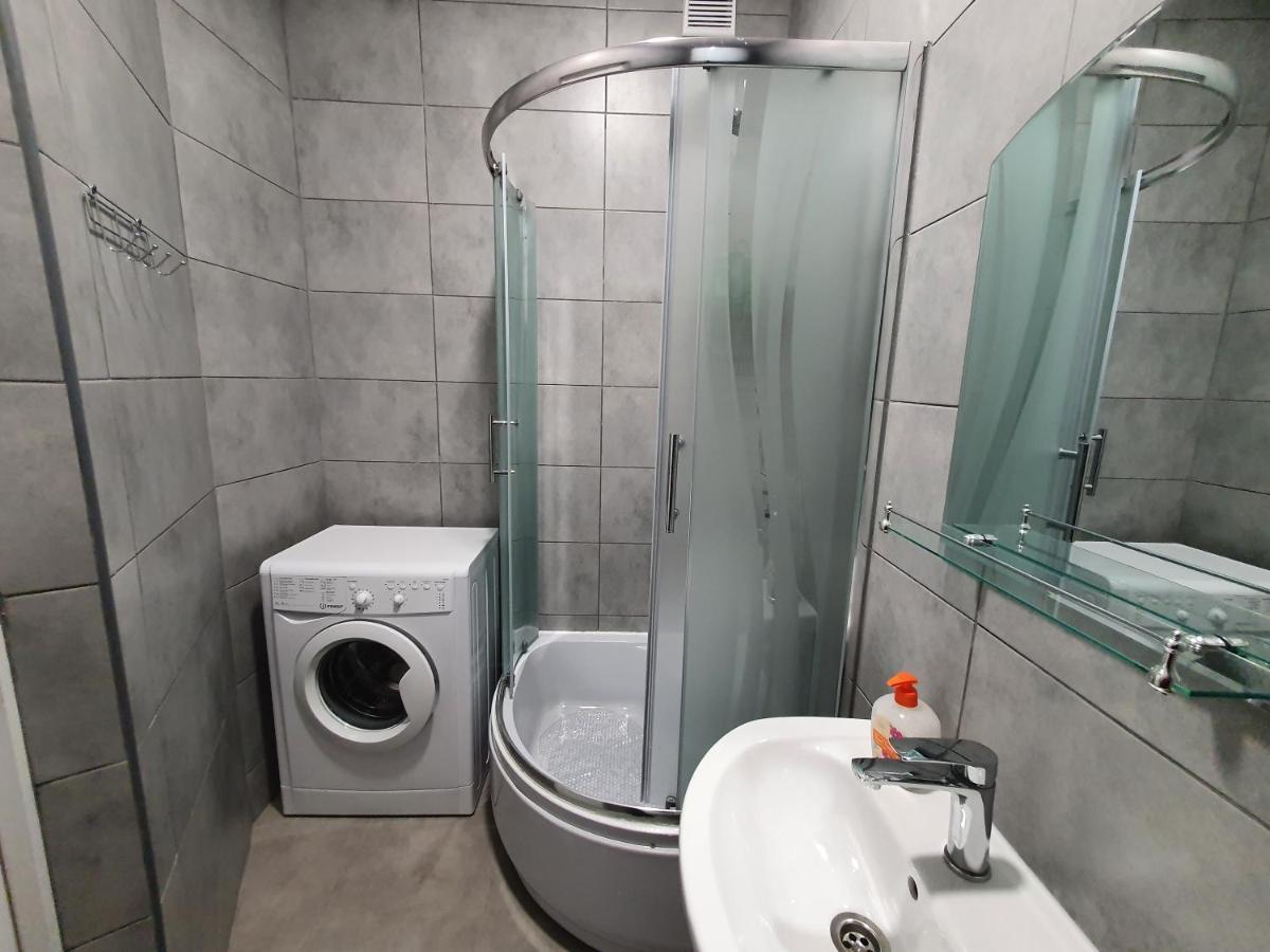 Park & Pedestrian Zone Apartment For4 Кишинев Екстериор снимка
